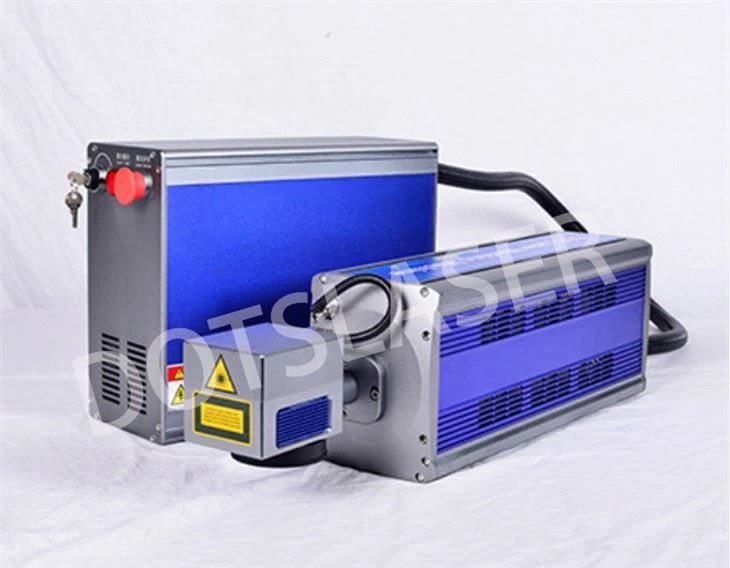 آلة وسم ذبابة الليزر CO2