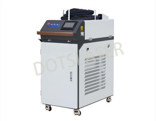 آلة تنظيف الطلاء بالليزر