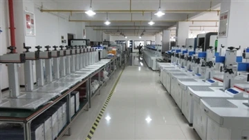 قطع النقش بالليزر للملابس الجاهزة